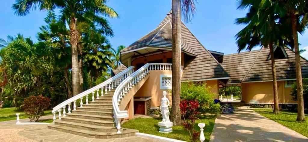 Sunset Villa Boutique Resort Diani Beach Exterior foto